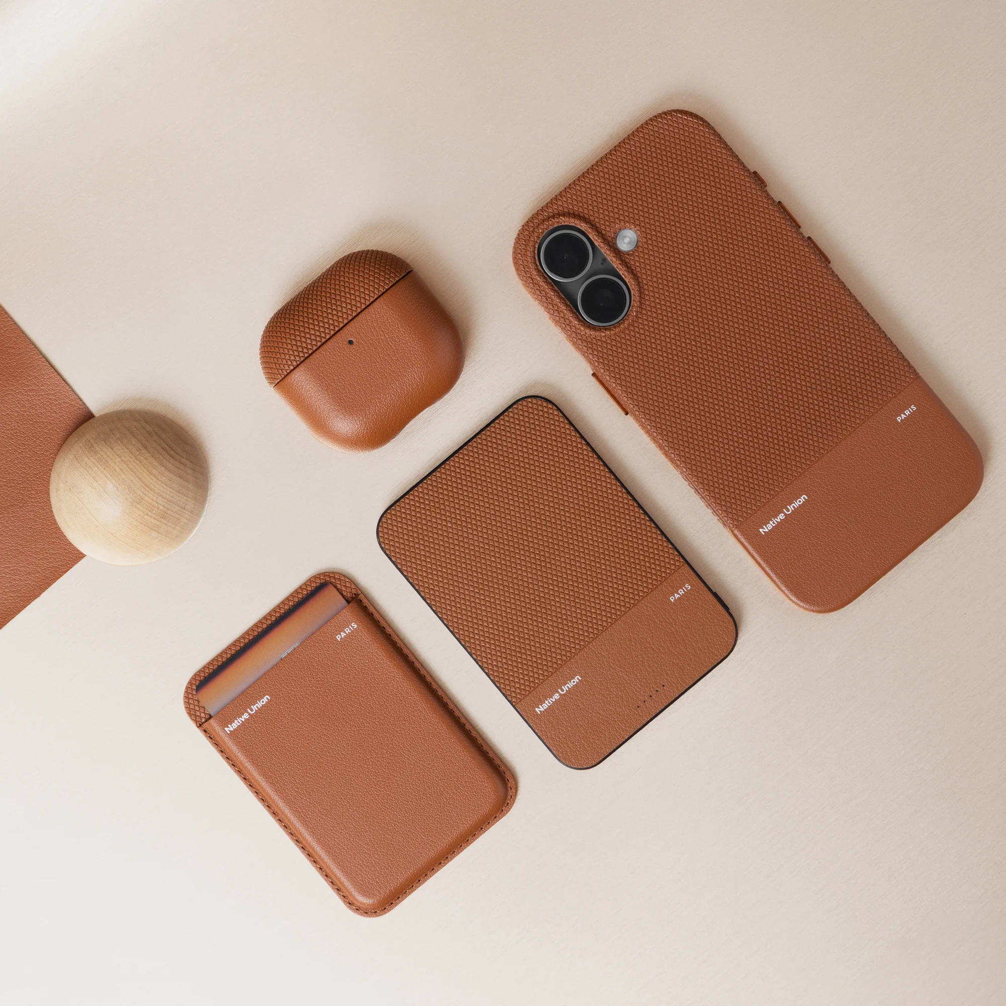(Re)Classic Case for AirPods 4 - Image 9
