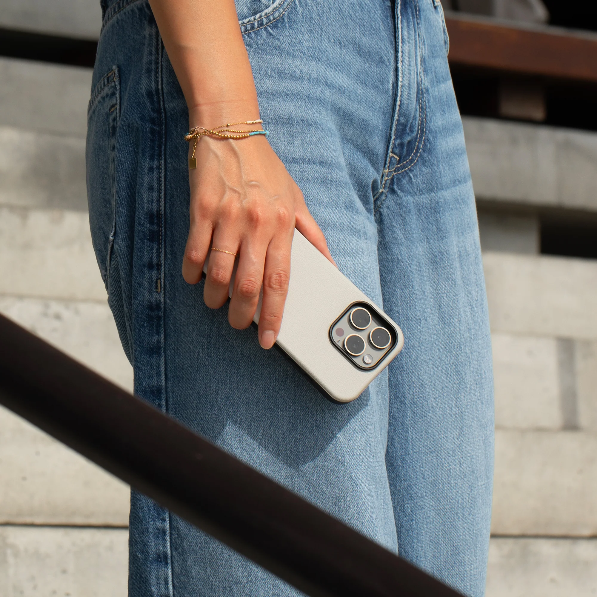 Active Case for iPhone 15 - Image 4