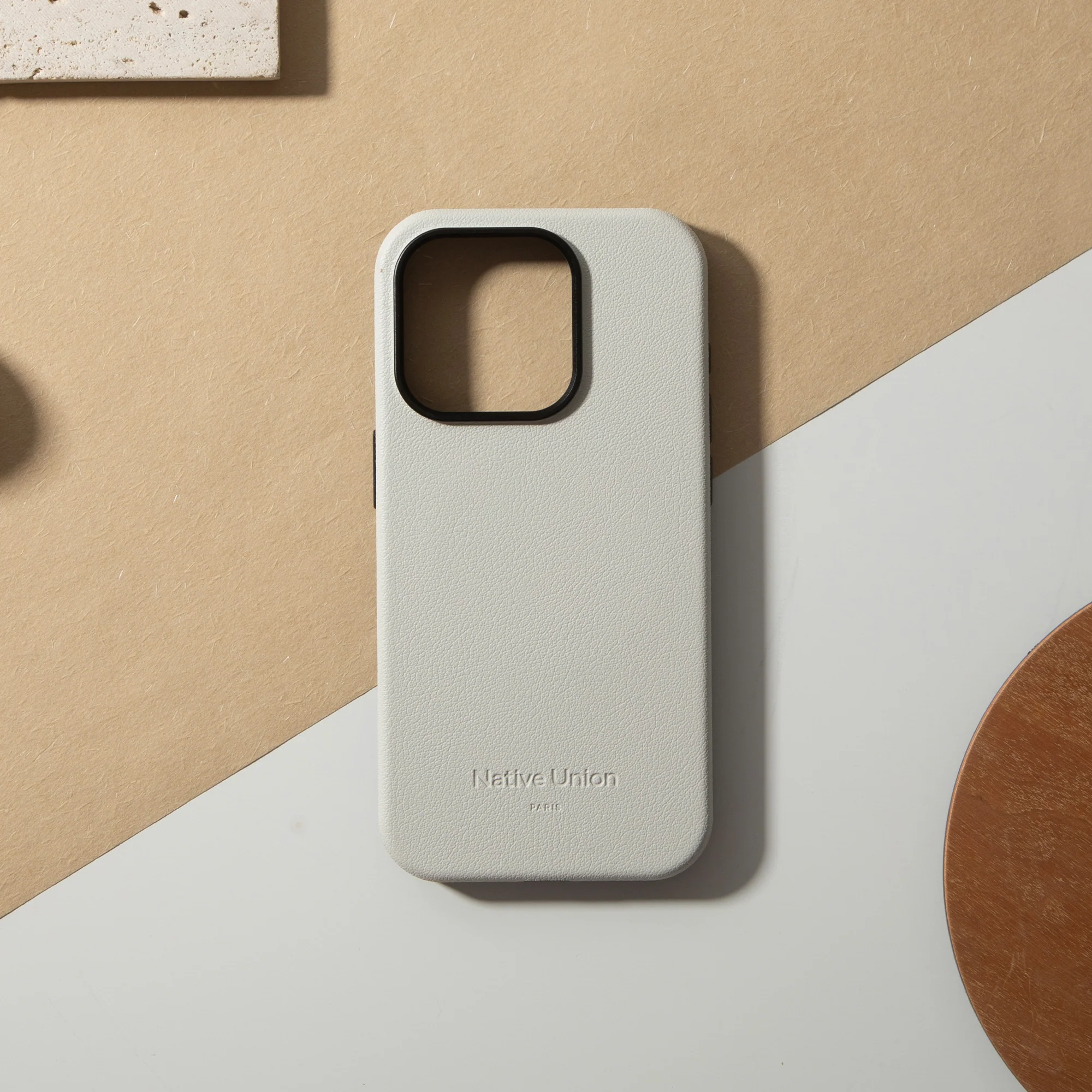 Active Case for iPhone 15 - Image 7