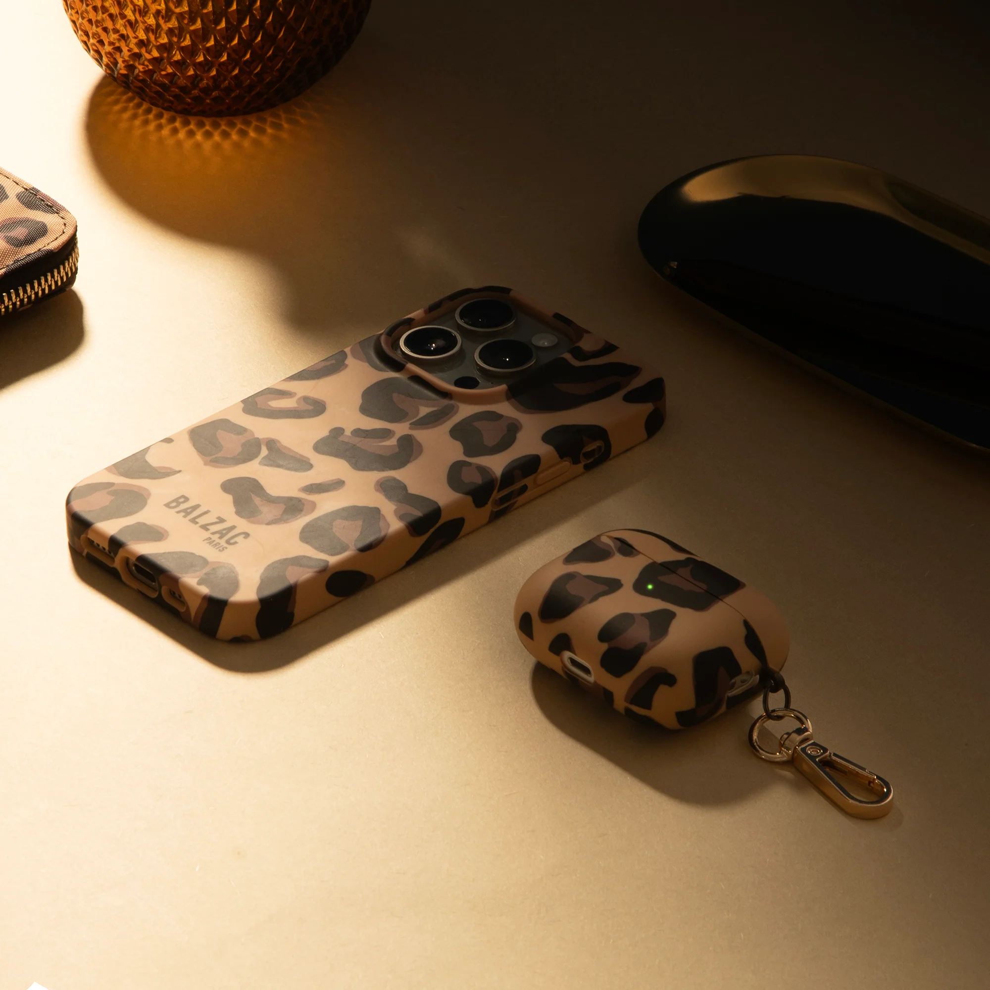 Leopard Case for iPhone 15 - Image 3